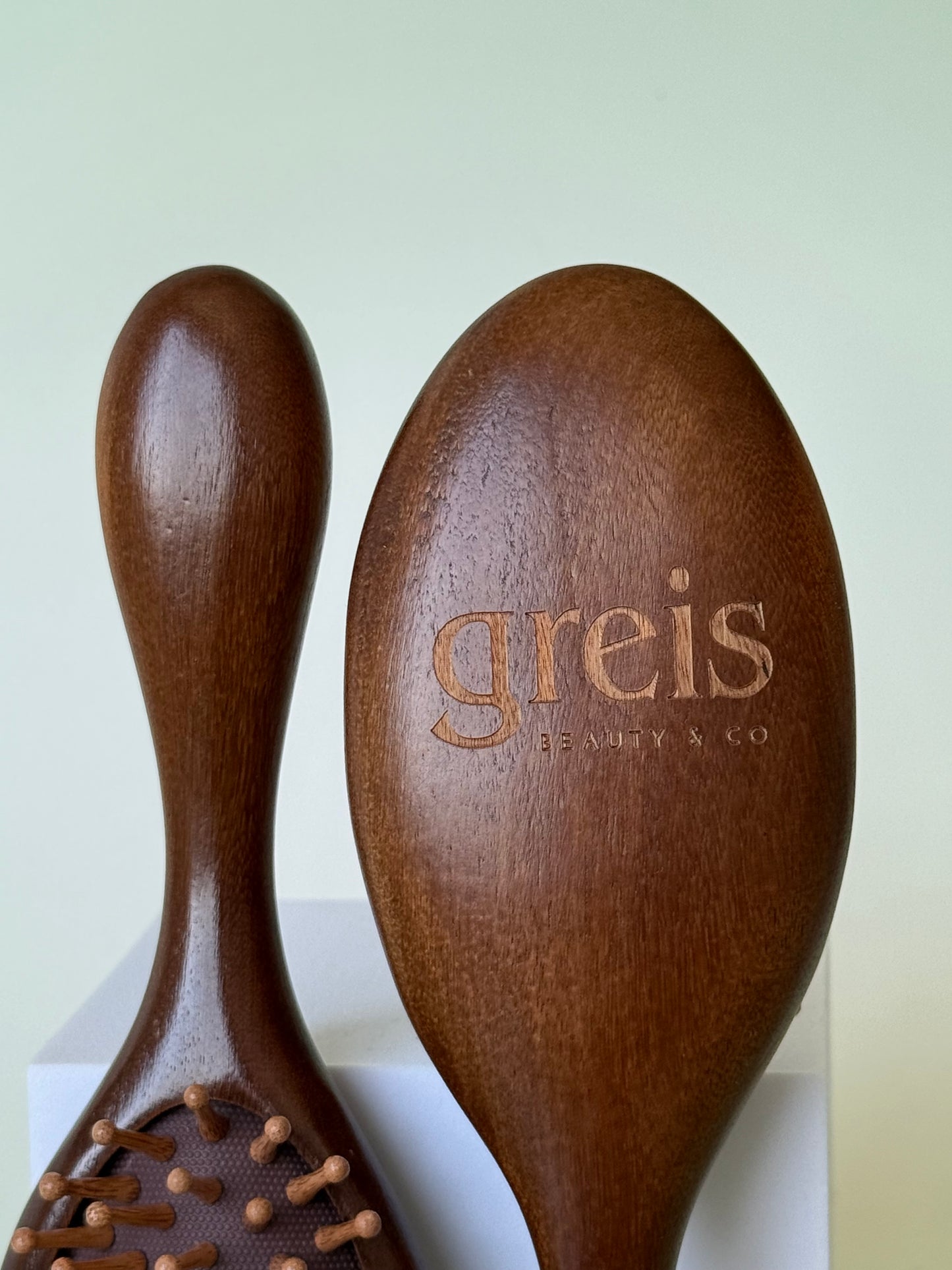 Greis Hairbrush